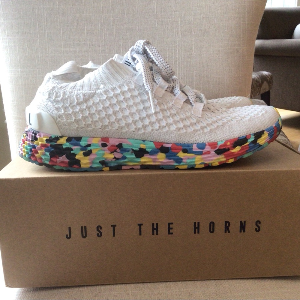 NOBULL White Knit Sneakers with Multicolor Sole